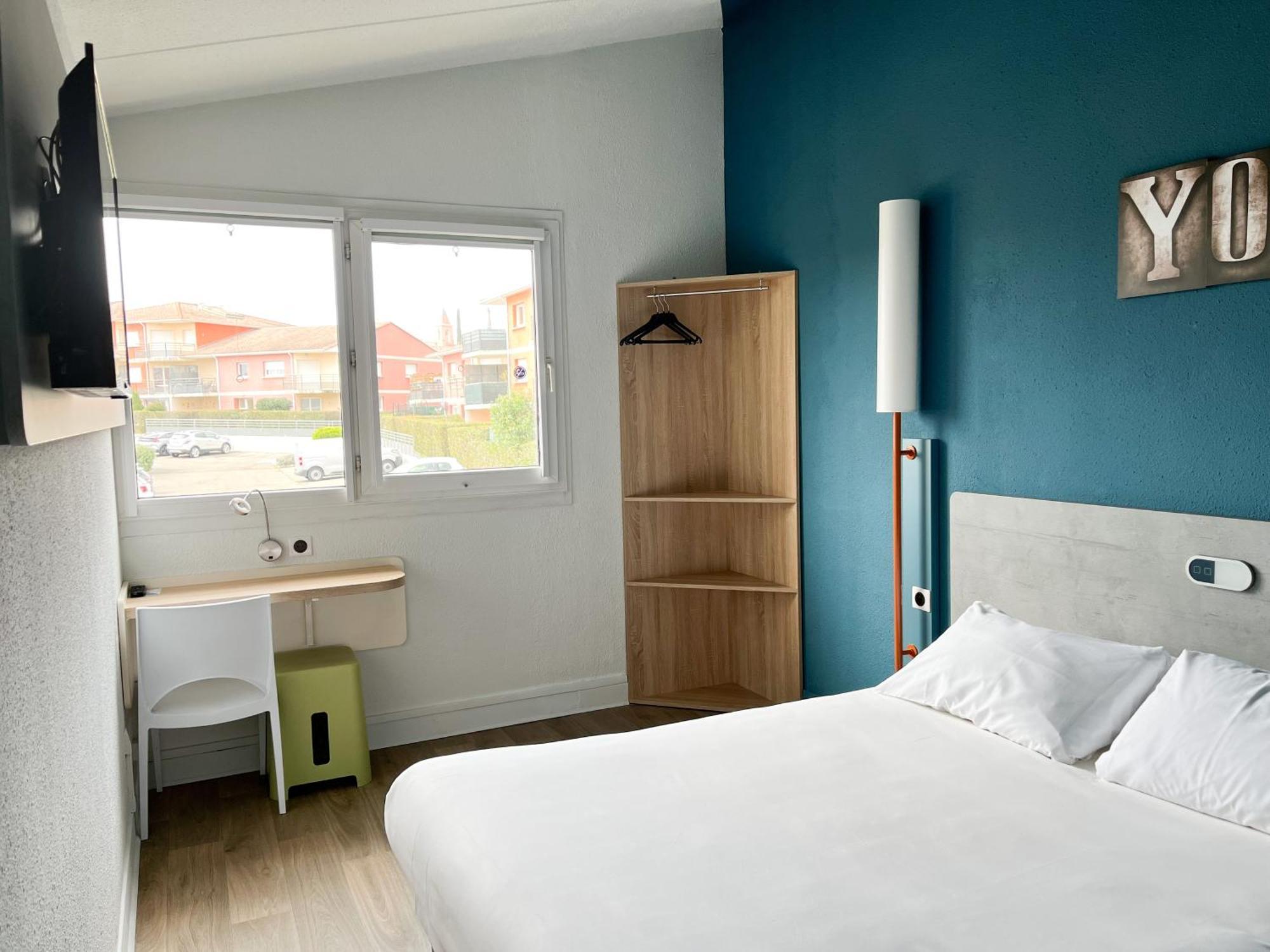 Ibis Budget Saint Christol Les Ales Exteriér fotografie